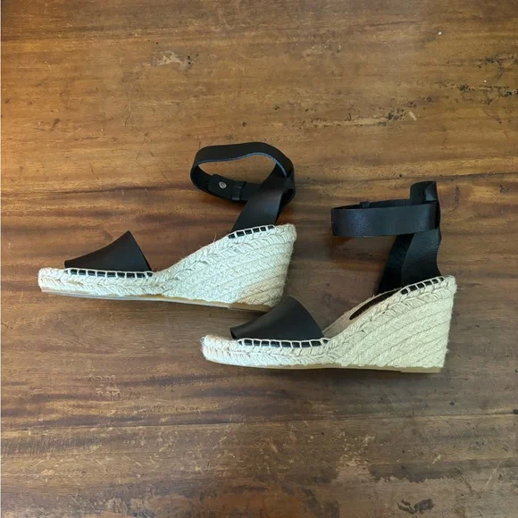 EUC Vince Black Leather Espadrilles - Picture 2 of 9